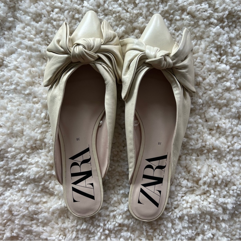 Zara flat leather shoes with tie